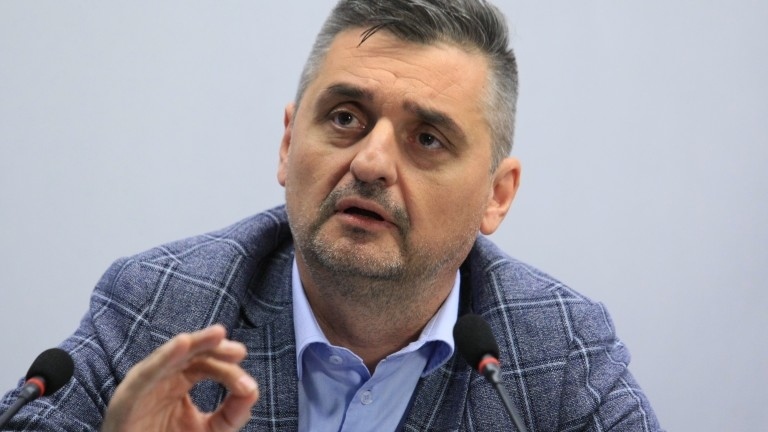 Кирил Добрев: Нинова превърна БСП в треторазрядна брокерска партия, която трябва да крепи някого